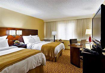 Marriott Raleigh Durham Research Triangle Park 3*