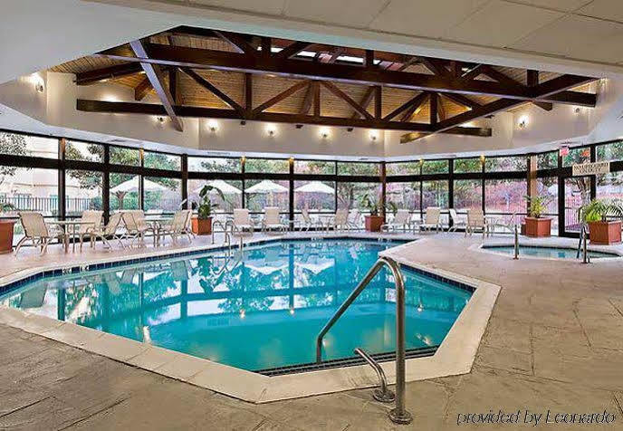 Marriott Raleigh Durham Research Triangle Park 3* Clegg