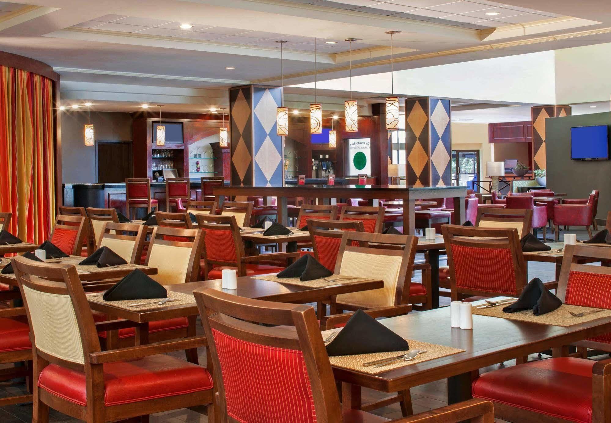 Marriott Raleigh Durham Research Triangle Park 3* Clegg